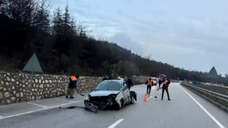 Amasya'da Trafik Kazası: Aynı Aileden 4 Kişi Yaralandı, 2'si Ağır