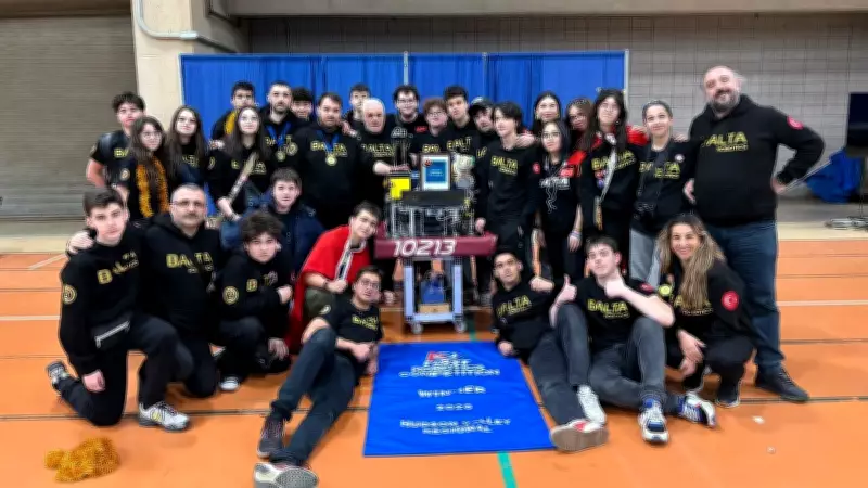 Anadolu Lisesi Robotik Takımı, New York'ta Dünya Şampiyonu Oldu