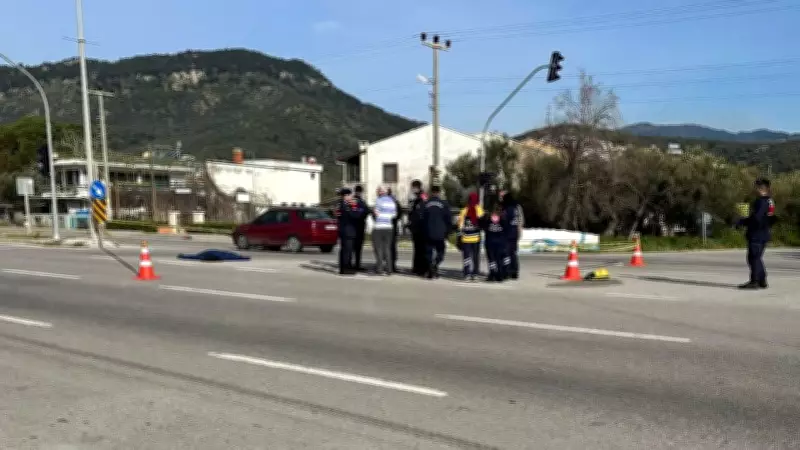 Çanakkale'de Trajik Kaza: Karşıya Geçmeye Çalışan Yaya Otomobilin Çarpması Sonucu Hayatını Kaybetti