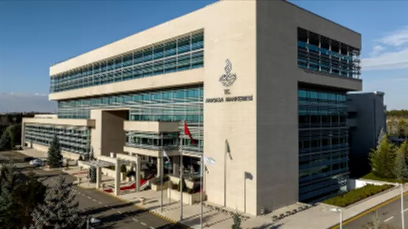 Anayasa Mahkemesi Sağlıkçıların Nöbet Ücreti Sınırını İptal Etti