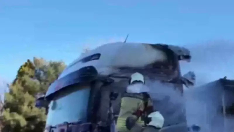 Ankara Polatlı'da Seyir Halindeki Hafriyat Kamyonu Alev Alev Yandı