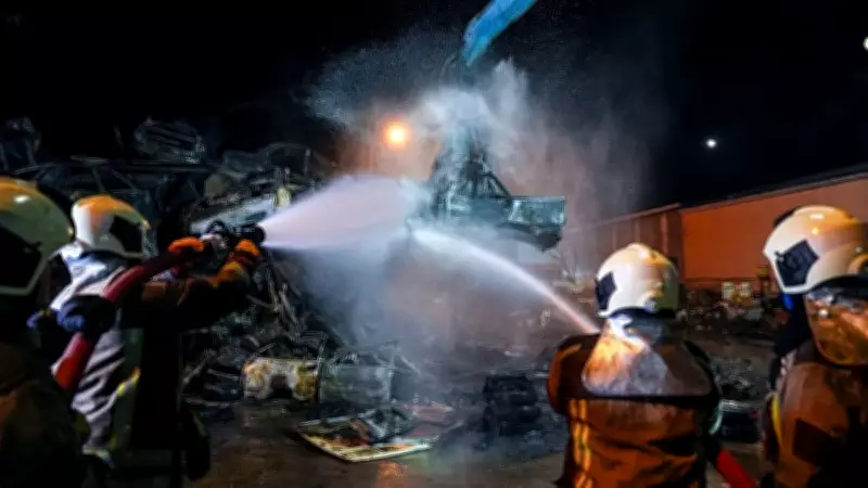 Ankara'da Hurdacılar Sitesinde Büyük Yangın: 100 Araç Küle Döndü