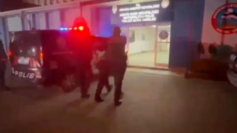 Ankara'da Şüpheli Araca Operasyon: Gizli Bölmeden Silah ve Uyuşturucu Çıktı