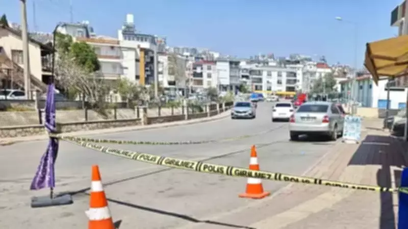 Antalya'da Komşu Kavgası Kanlı Bitti: Oto Yıkama Sahibi Market Çalışanını Öldürdü