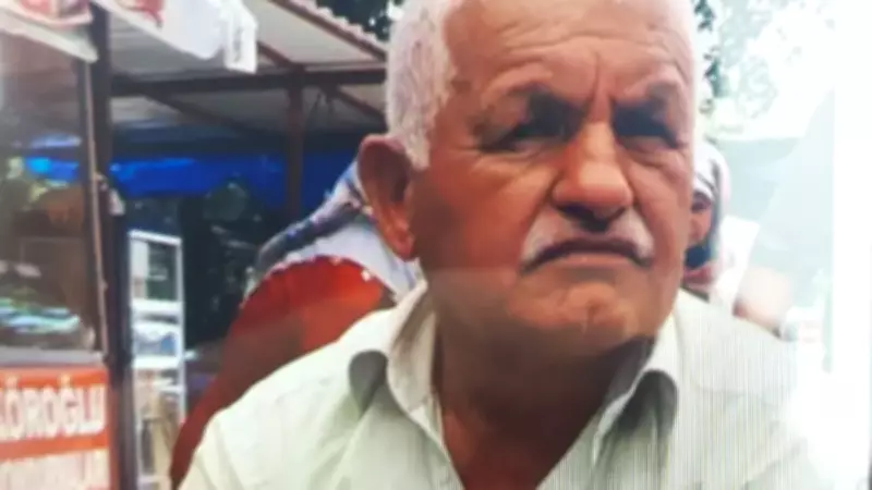 Antalya'da Korkunç Kaza: Motosiklet Kamyona Arkadan Çarptı, 74 Yaşındaki Sürücü Hayatını Kaybetti