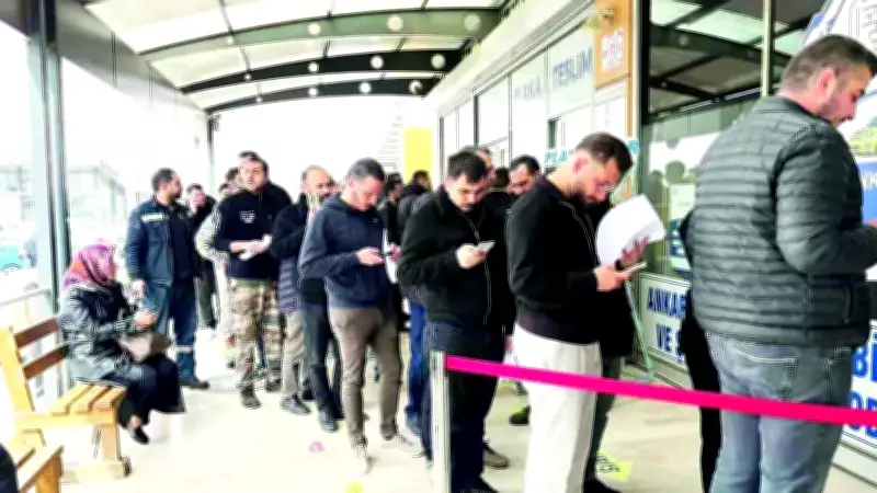 APP Plaka Cezaları Sürücüleri Kuyruğa Soktu: 140 Bin Lira ve Ehliyet Geri Alımı