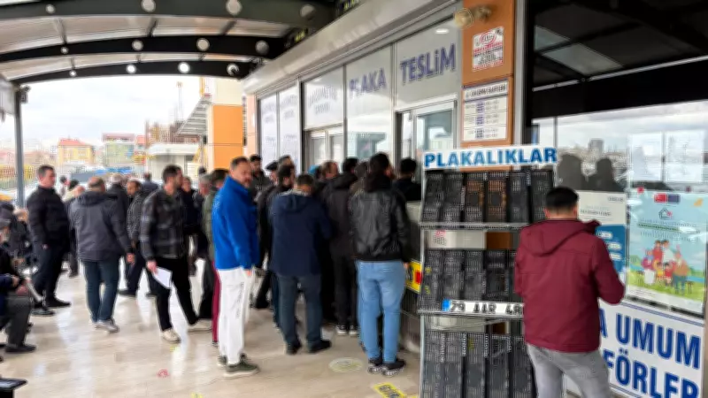 APP Plaka Değişiminde Son Gün Yoğunluğu: Ankara'da Uzun Kuyruklar Oluştu