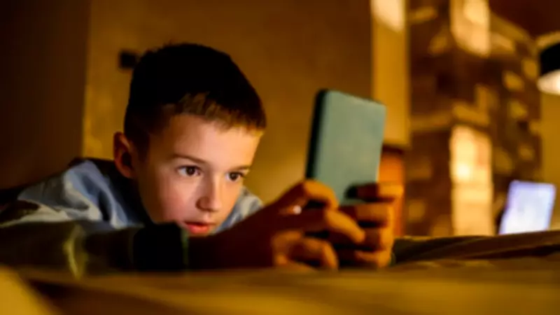 Ara Tatilde Ekran Tuzağına Dikkat! Uzmanlardan Ebeveynlere Kritik Uyarılar