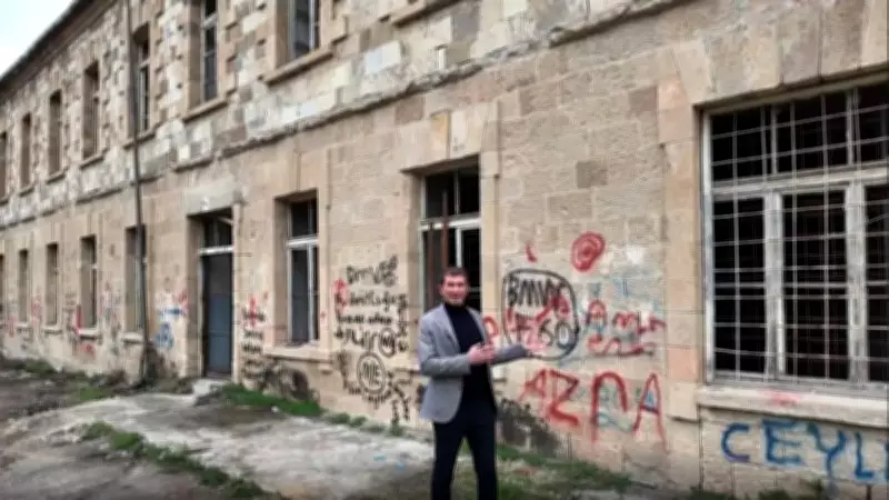 Ardanuç Belediye Başkanı Tarihi Lise Binasına Yapılan Saldırıya Sert Tepki Gösterdi