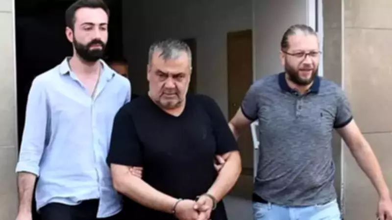 Şarkıcı Metin Işık'ın 4 Yıllık Hapis Cezası Onandı, Cezaevine Teslim Oldu