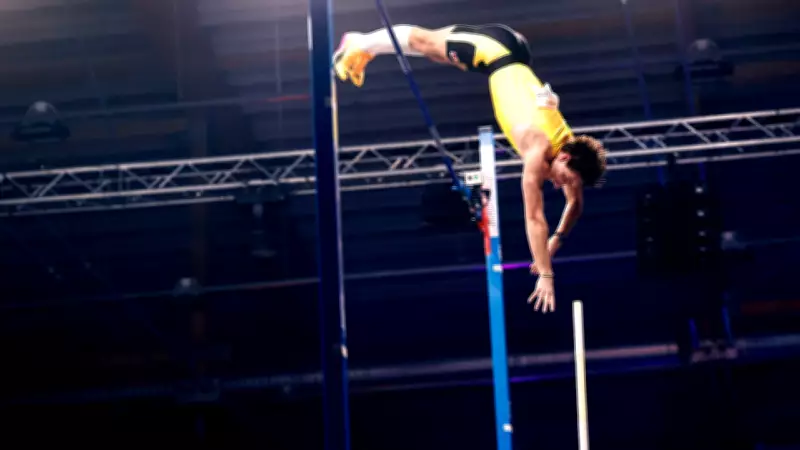 Armand Duplantis 15. Dünya Rekorunu Kırdı: Sırıkla Atlama Tarihine Geçti