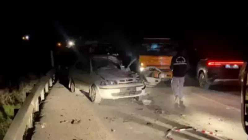 Arnavutköy'deki Korkunç Kazada Bir Can Gitti, Aile Yaralandı