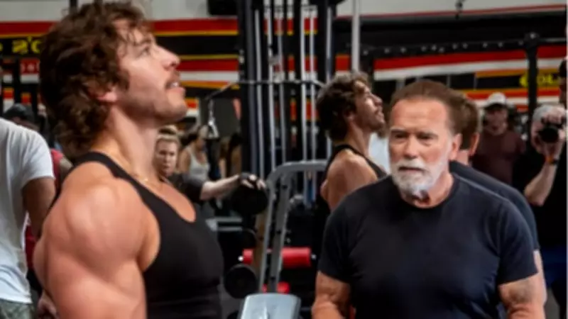 Arnold Schwarzenegger, Oğlu Joseph Baena'nın İlk Vücut Geliştirme Yarışmasına Hazırlıyor