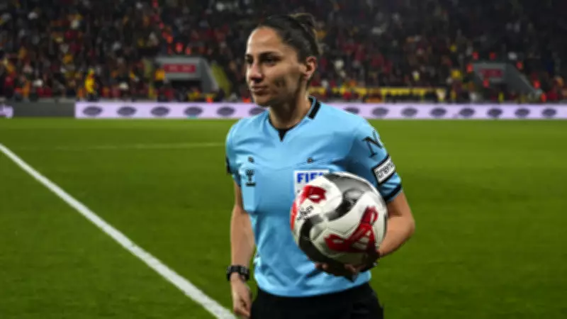 Asen Albayrak Süper Lig Tarihine Geçti: 22 Yıl Sonra İlk Kadın Hakem