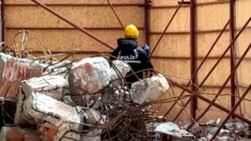 Avcılar'da Kaçak Giren Hurdacı Merdiven Boşluğundan Düştü: 1 Ölü