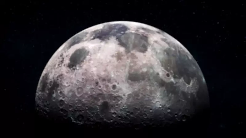 Ay'da Yeni Asteroid Krateri Keşfedildi: Yüzey Hâlâ Aktif