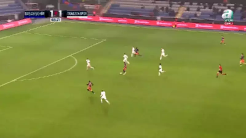 Başakşehir, Türkiye Kupası'nda Trabzonspor'u 2-1 Mağlup Etti