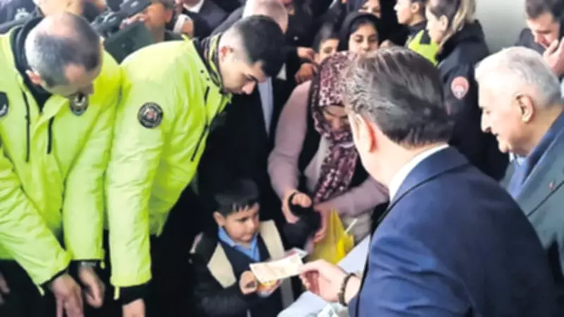 Bahçelievler'de Bayram Coşkusu: Başkanlardan Çocuklara Özel Hediyeler