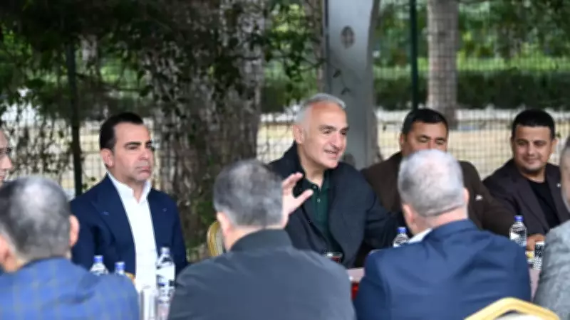 Bakan Ersoy'dan Antalya'da Bayram Mesajı: Turizmde Zirve Hedefiyle İlerliyoruz