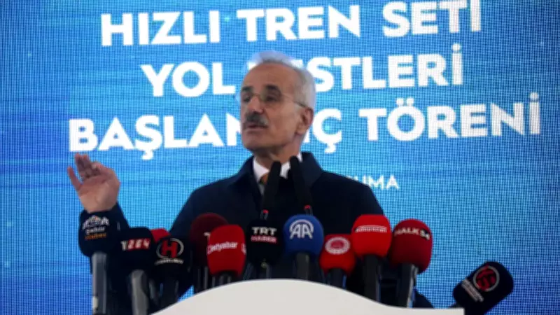 Bakan Uraloğlu: 'Milli Hızlı Trenimiz, Geleceğin İhtiyaçlarına Cevap Verecek Şekilde Tasarlanmıştır'