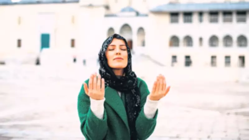 Batılılar İslam'ın Gerçek Yüzünü Tanıyınca Büyük Bir Sevgiyle Karşıladı