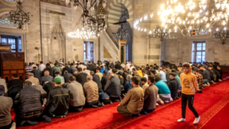 Bayram Namazı Nasıl Kılınır? Diyanet'in Açıkladığı Rehber ve Detaylar