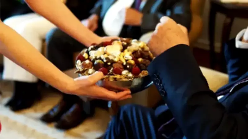 Bayramda Sağlıklı Beslenme Önerileri: Uzman Diyetisyen Çağla Koç'tan Kritik Uyarılar