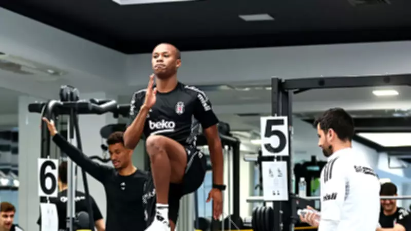 Beşiktaş, Fenerbahçe Derbisi İçin Kapalı İdmanla Hazırlıklarını Sürdürdü