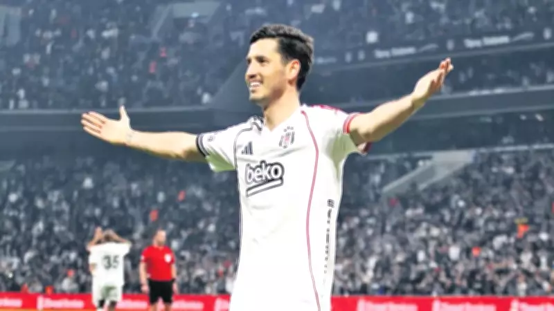 Beşiktaş Taraftarından Sergen Yalçın'a Duygusal Mesaj: 'Bekliyorum Aslanım'