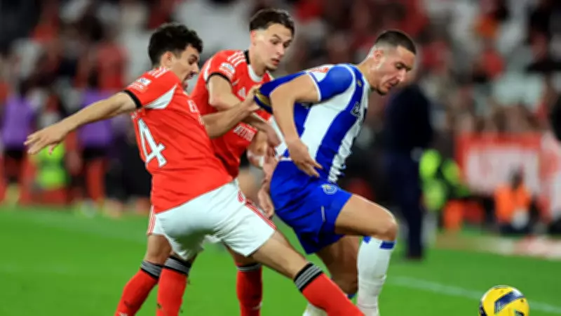 Benfica ile Porto Berabere Kaldı: Mourinho ve Otamendi Kırmızı Kart Gördü