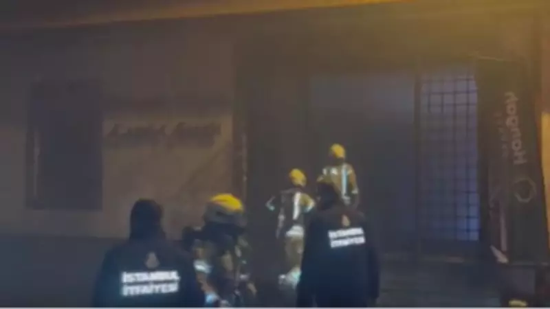 Beykoz'da Mahmud Efendi Camisi'nde Yangın: Elektrik Panosundan Çıktığı İddiası