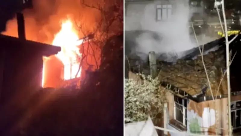 Beyoğlu'nda Metruk Binada Çıkan Yangın İtfaiye Ekiplerince Söndürüldü