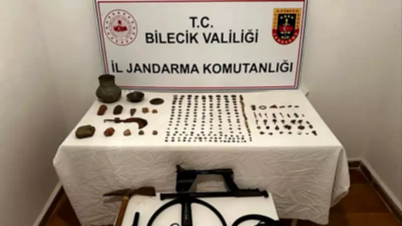 Bilecik'te Tarihi Eser Operasyonu: 349 Parça Ele Geçirildi, 1 Kişi Yakalandı