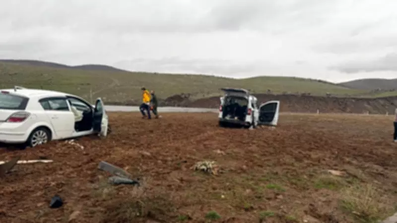 Bingöl'de Feci Trafik Kazası: 13 Yaralı, Birinin Durumu Ağır