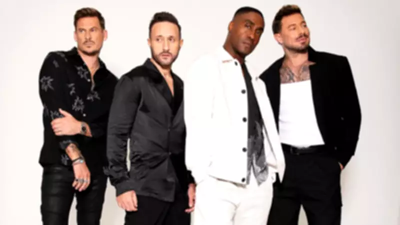 Blue 25. Yıl Turnesi ile Türkiye'de: İstanbul ve Ankara'da Unutulmaz Konserler