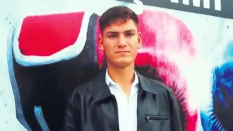 Boksör Emirhan Bozkurt, Sakarya'da Geçirdiği Trafik Kazasında Hayatını Kaybetti