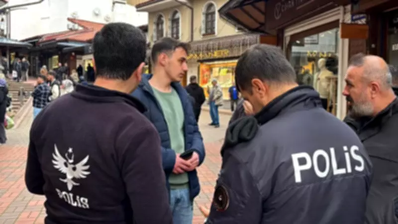 Bolu'da Kuyumcu Sahibi Muhabiri Darbetti: 'Ekmeğimizle mi Oynuyorsun?'