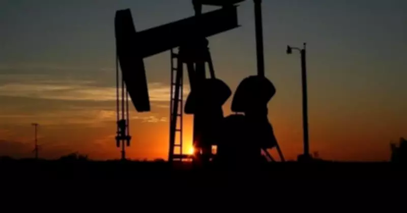 Brent Petrol Fiyatı Yükselişte: Varil Başına 77.69 Dolar Seviyesine Ulaştı