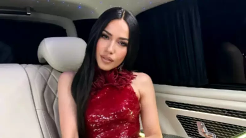 Burcu Güneş'ten Demet Akalın'a Sert Eleştiri: 'Ne Duruş Ne Kalite Olarak Yakın Görmüyorum'