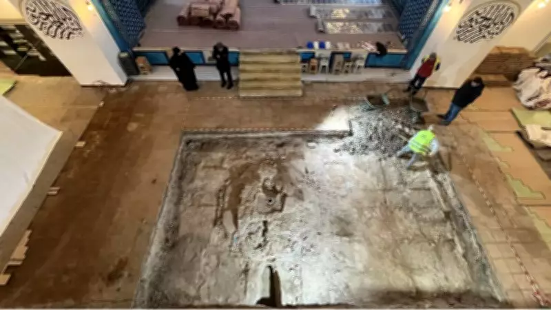 Bursa'da 600 Yıllık Caminin Altında Tarihi Havuz Keşfedildi