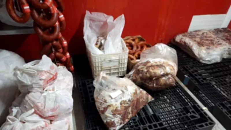 Bursa'da 700 Kilo Bozuk Sucuk Piyasaya Sürülmeden İmha Edildi
