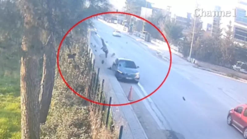 Bursa'da Dehşet Verici Kaza: Bisikletli Yaşlı Adam Havaya Savruldu!