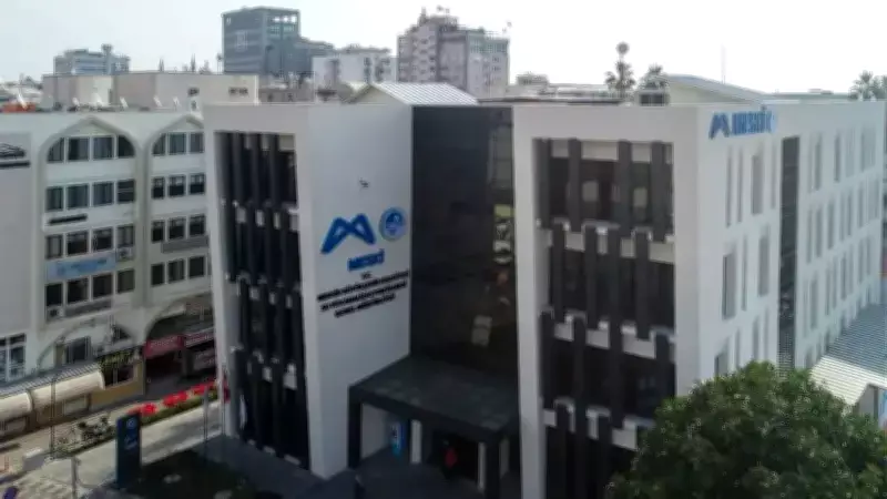 CHP'li Mersin Belediyesi'nde İhale Operasyonu: Usulsüzlük ve Rüşvet İddiaları