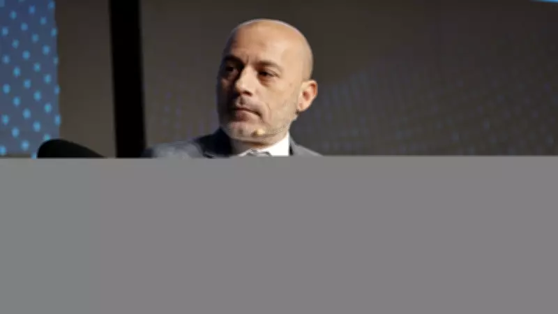 Cüneyt Çakır Dubai'de Mahsur Kaldı: İran-ABD Gerilimi Semineri İptal Etti