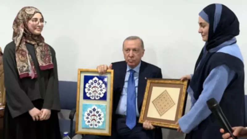 Cumhurbaşkanı Erdoğan, Marmara Üniversitesi İlahiyat Fakültesi Öğrencileriyle Buluştu