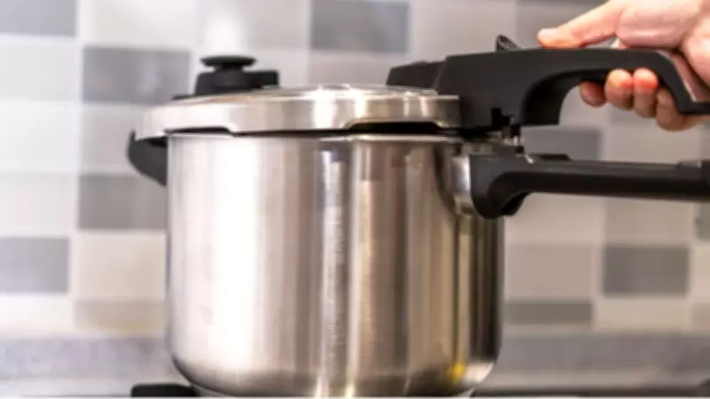 Düdüklü Tencere Kullanım Rehberi: Güvenli ve Pratik Pişirme Teknikleri