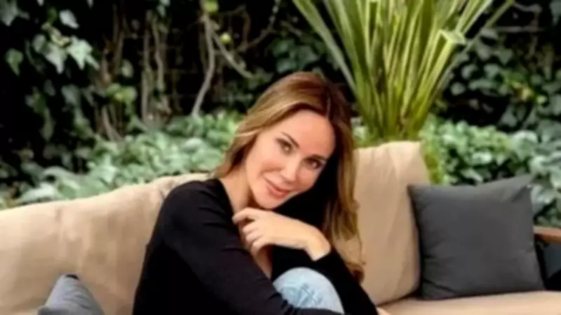 Demet Şener Tarabya'da Yürüyüş Yaparken Görüntülendi: 'Kendime Vakit Ayırmak Değerli'