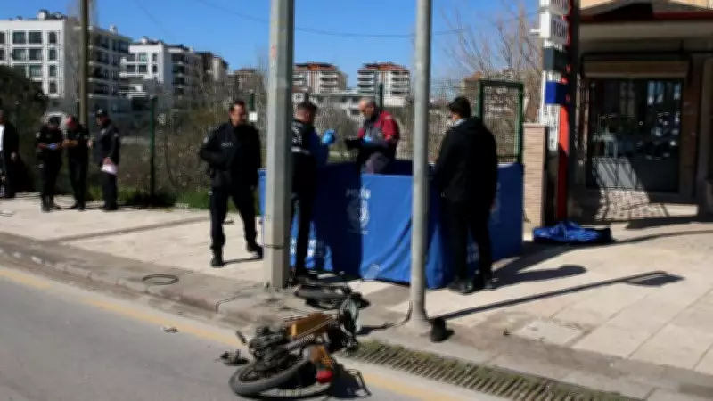 Denizli'de Plakasız Motosikletin Kamyonete Çarpması Sonucu Bir Kişi Hayatını Kaybetti