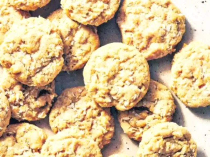 İdil Açıkalın'dan Hindistan Cevizli Üç Nefis Tarif: Kurabiye, Kek ve Şekerpare