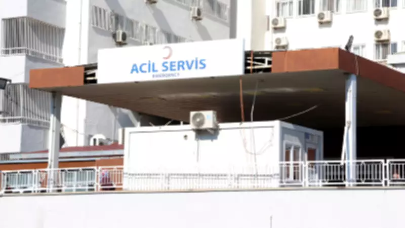 Diyarbakır'da 'Dur' İhtarına Uymayan Sürücü, 2 Polisi Yaraladı!